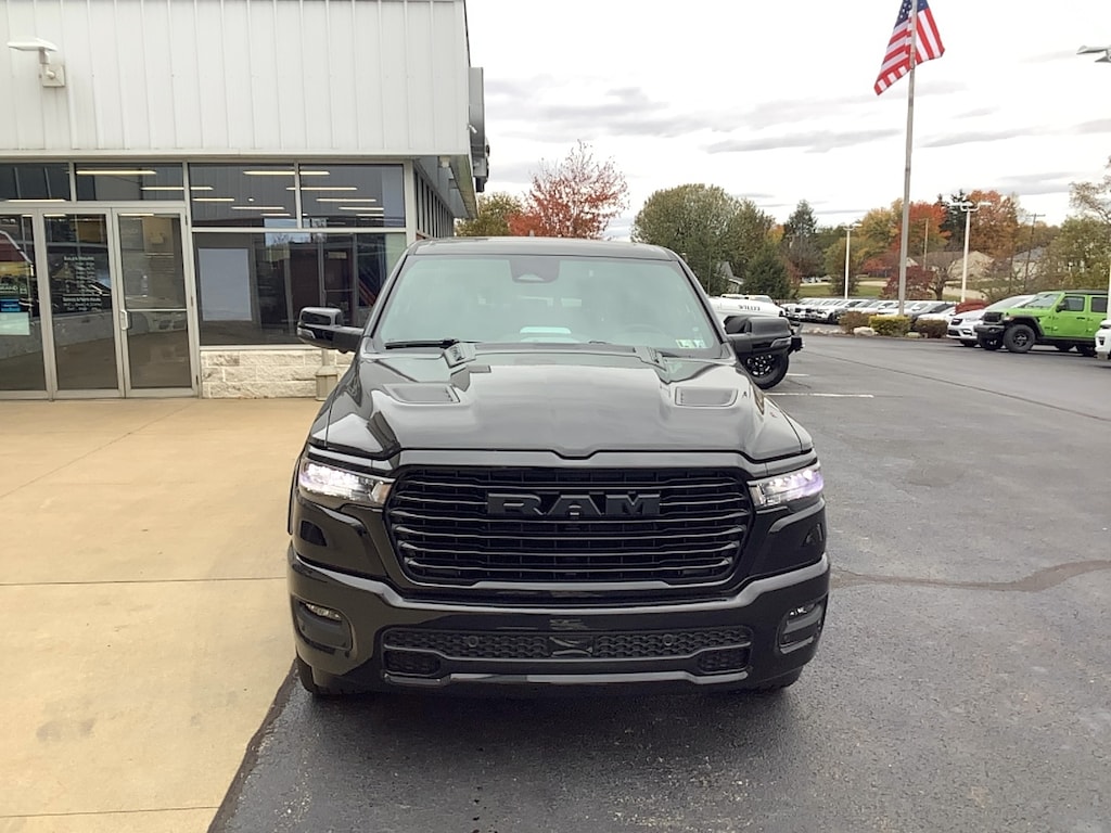 New 2026 Ram 1500 LARAMIE CREW CAB 4X4 5'7 BOX Pickup