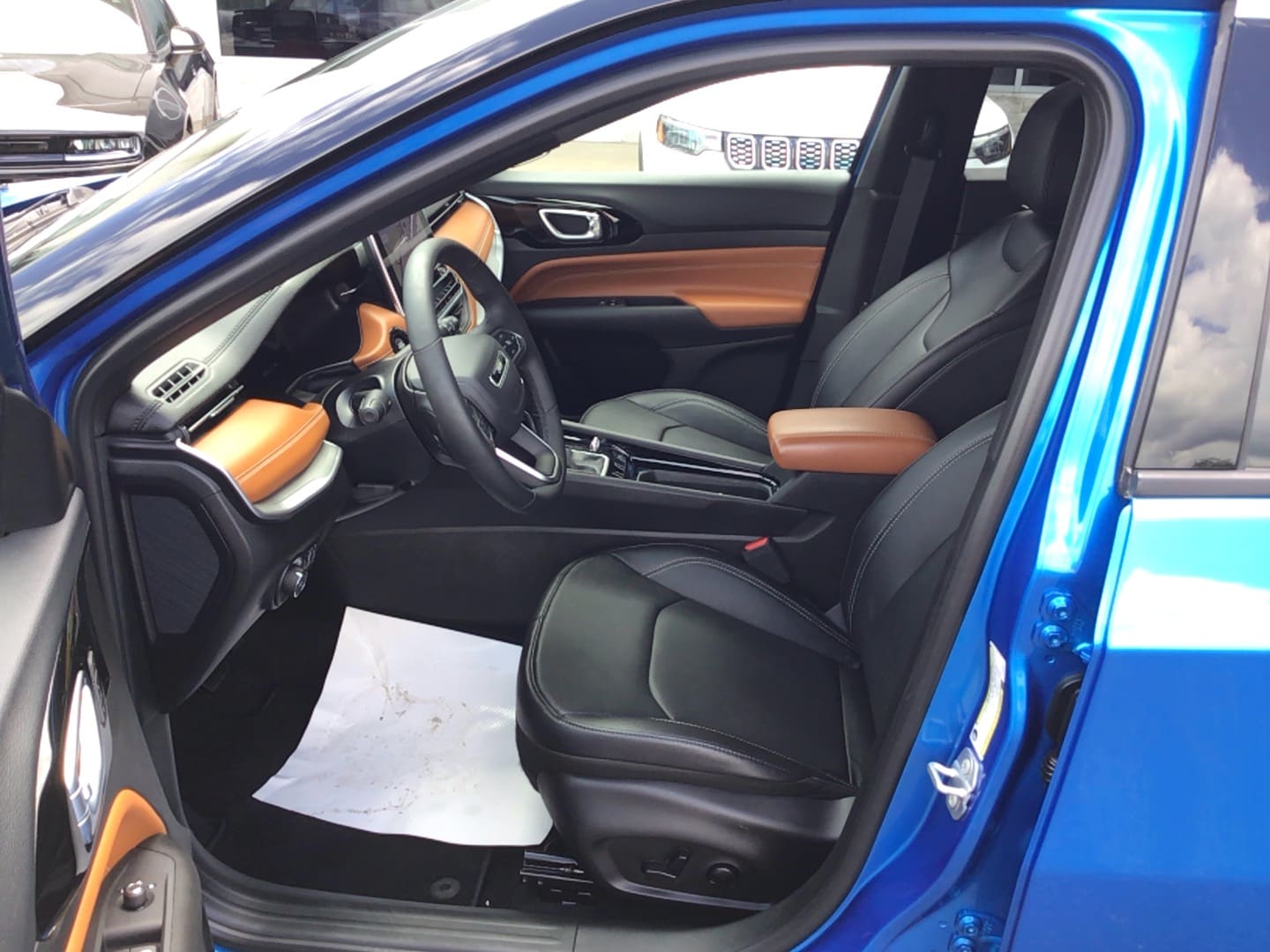 2025 Jeep Compass Limited Hydro Blue Pearlcoat at Solomon CJD Brownsville