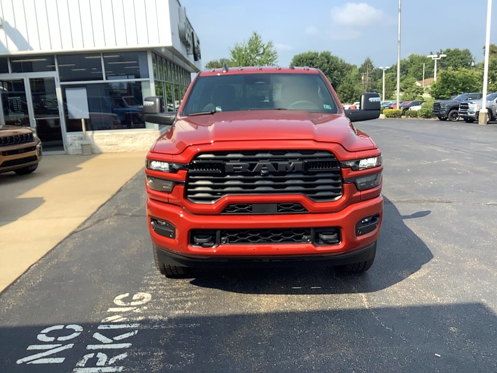New 2026 Ram 2500 BIG HORN CREW CAB 4X4 6'4 BOX Pickup
