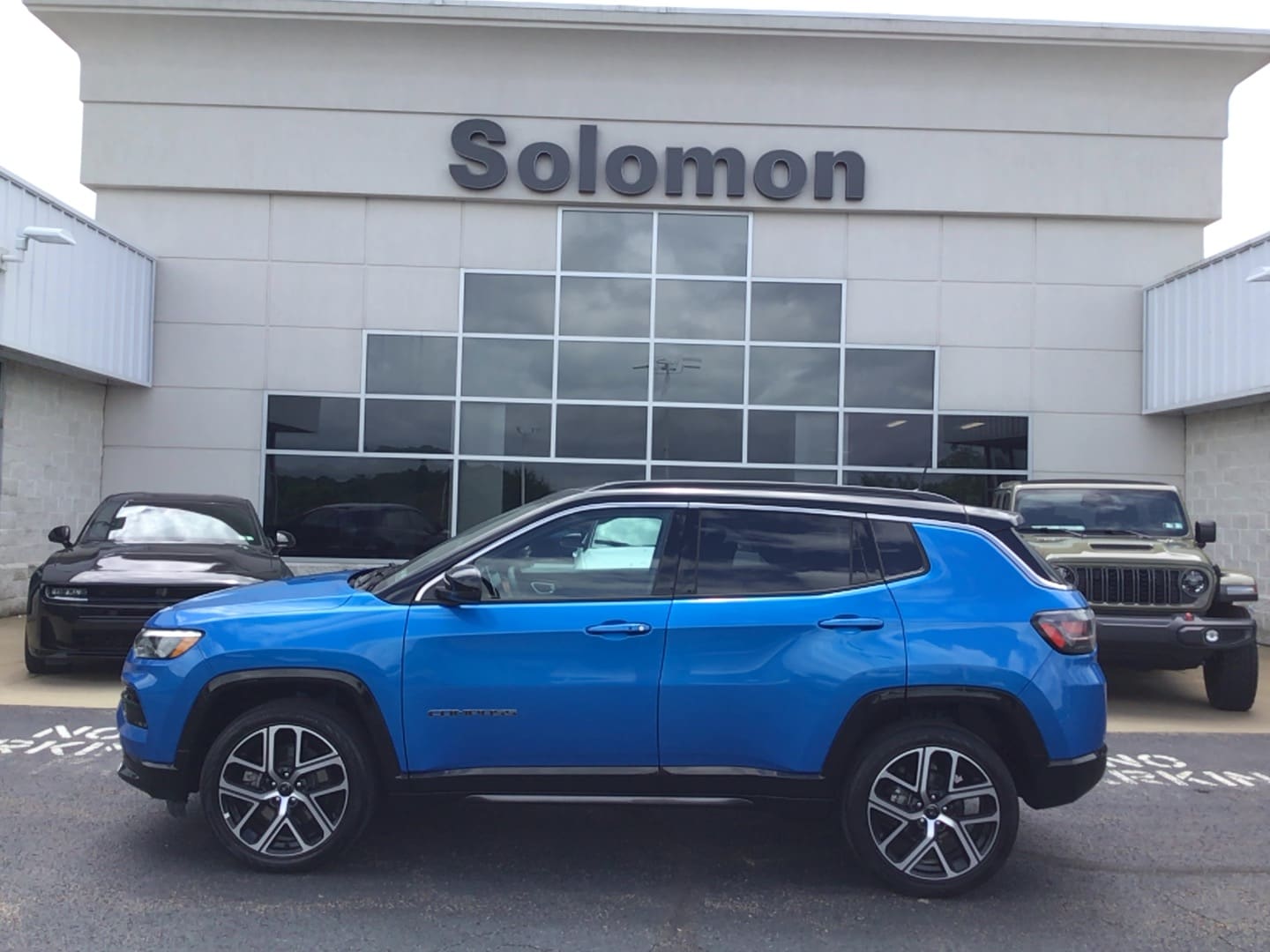 2025 Jeep Compass Limited Hydro Blue Pearlcoat at Solomon CJD Brownsville