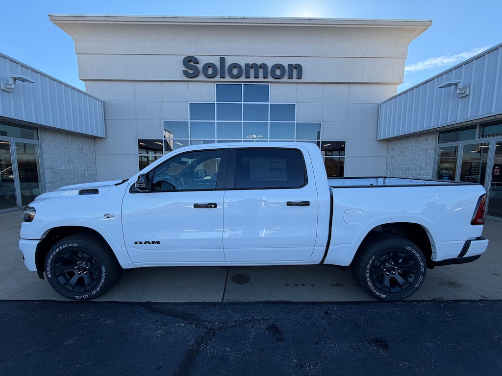 New 2026 Ram 1500 BIG HORN CREW CAB 4X4 5'7 BOX Pickup