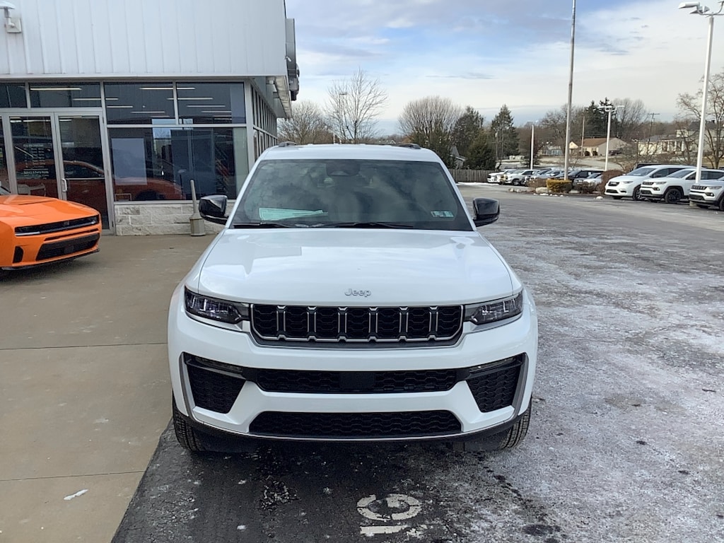 New 2026 Jeep Grand Cherokee LIMITED 4X4 Sport Utility