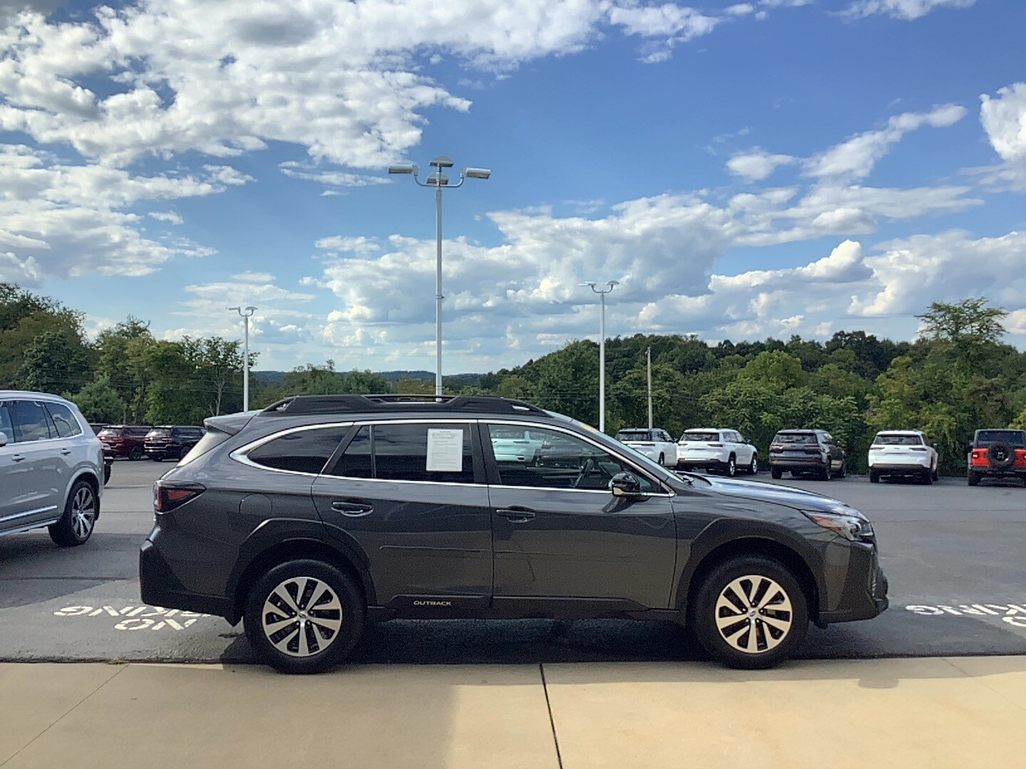 2025 Subaru Outback Premium photo 3