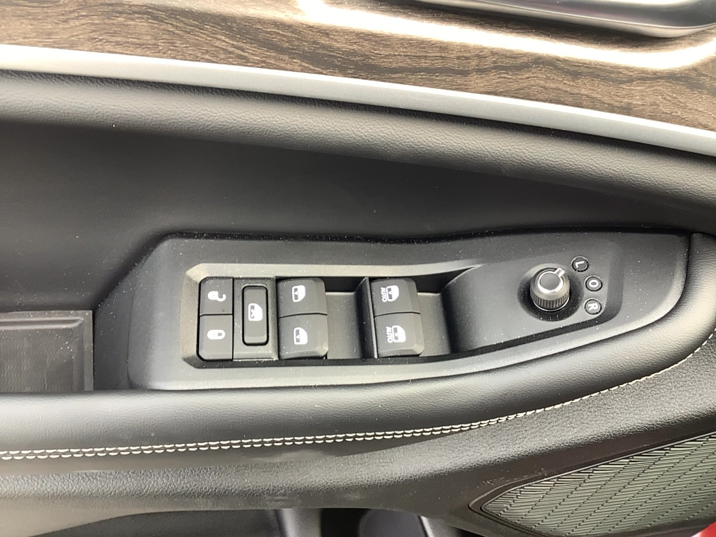2026 Jeep Grand Cherokee LAREDO ALTITUDE 4X4 - 9