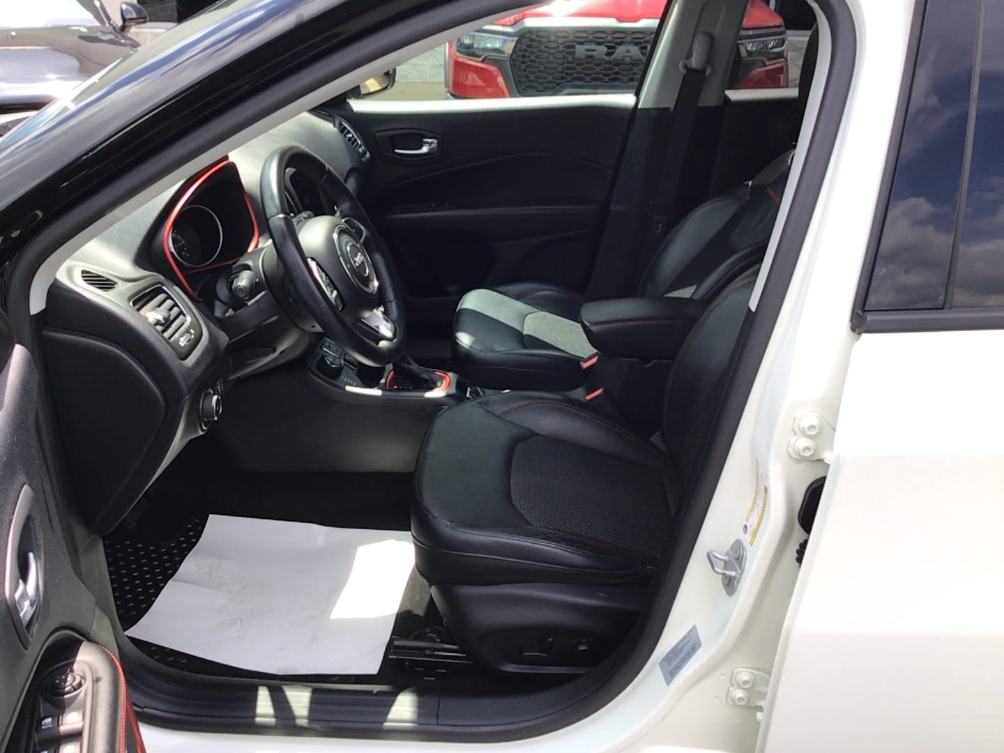 2017 Jeep Compass Trailhawk - 7