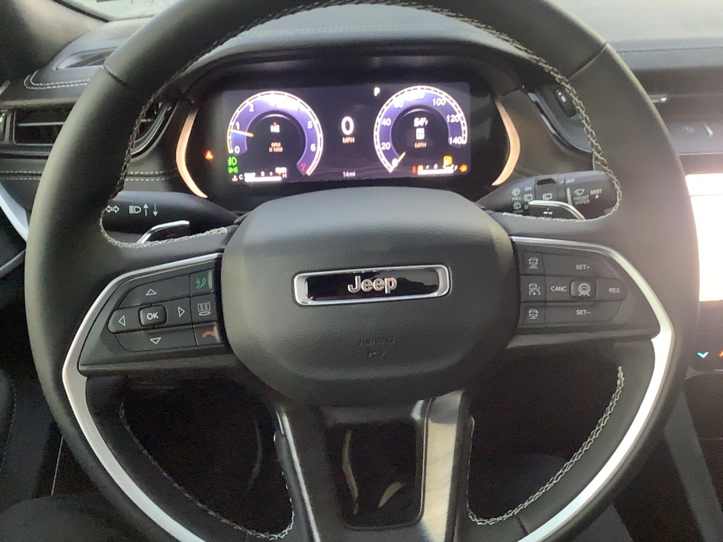 2026 Jeep Grand Cherokee LIMITED RESERVE 4X4 - 11