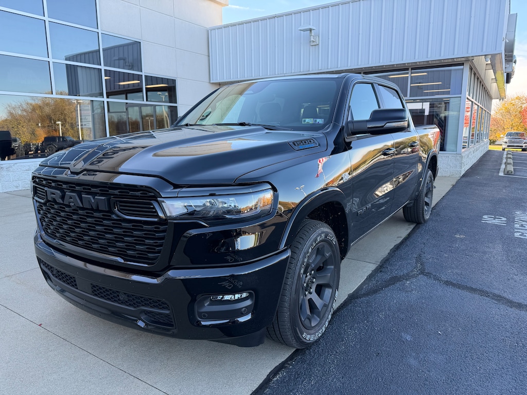 New 2026 Ram 1500 BIG HORN CREW CAB 4X4 5'7 BOX Pickup