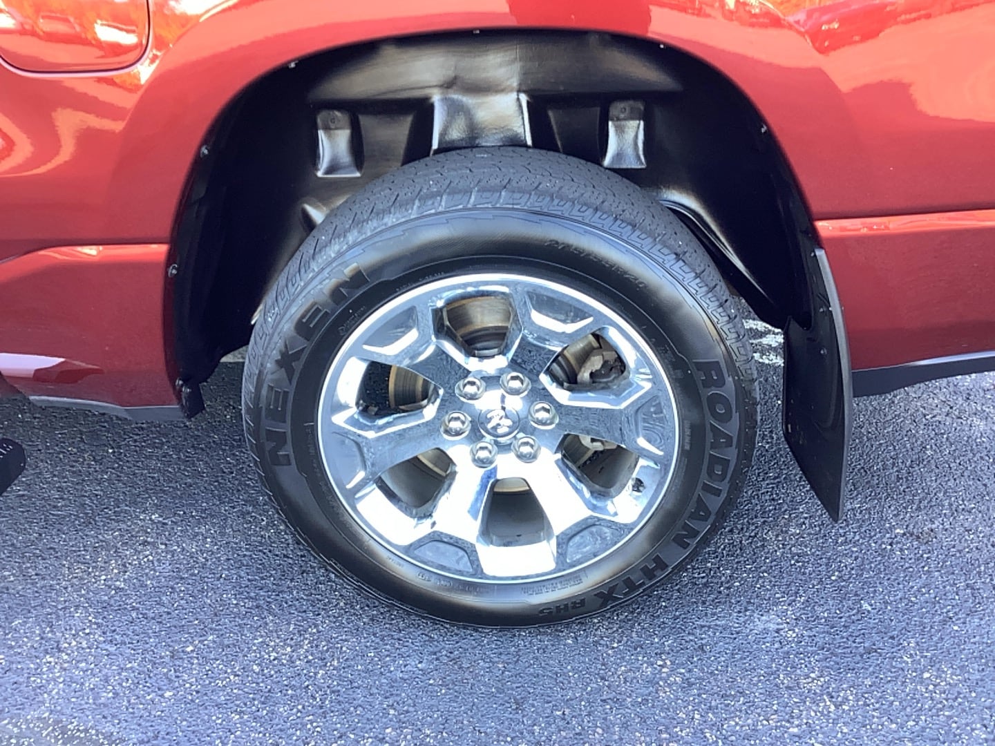 2023 Ram 1500 photo 7 of 13