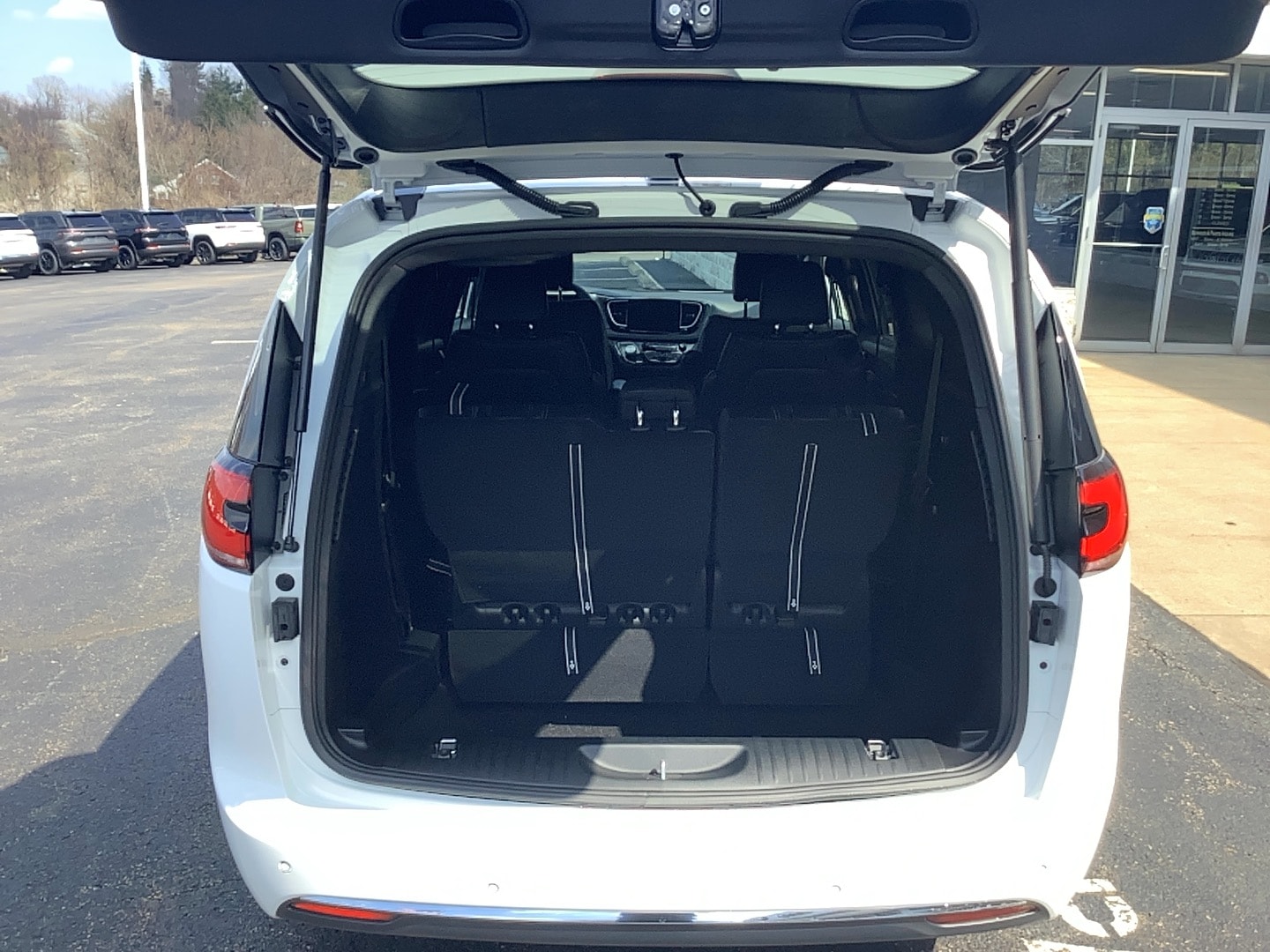 2026 Chrysler Pacifica SELECT AWD Bright White at Three Rivers CJD