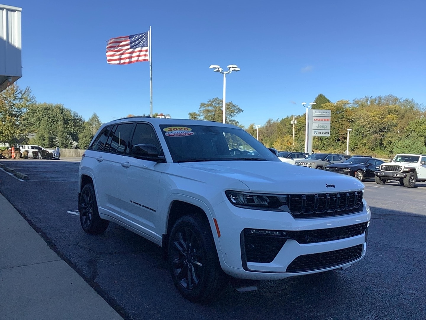 2026 Jeep Grand Cherokee photo 3 of 13