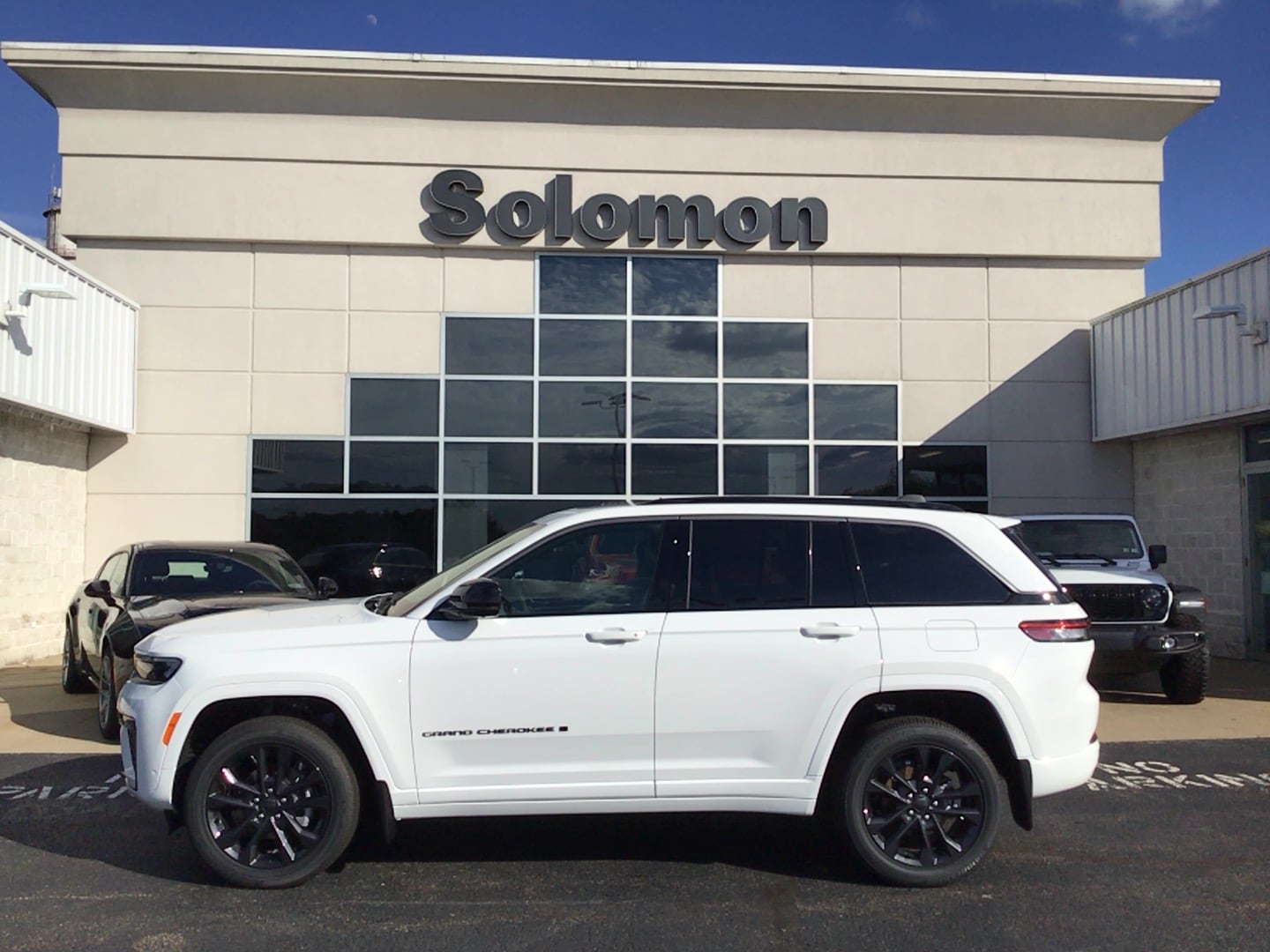 2026 Jeep Grand Cherokee LIMITED RESERVE 4X4 - 0
