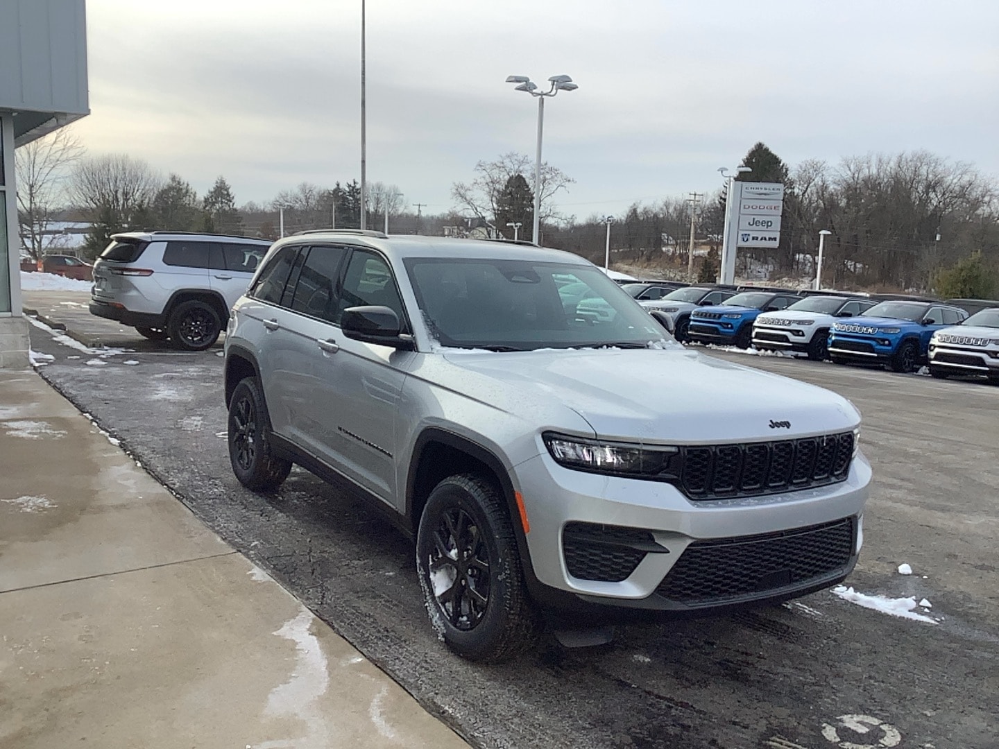 2025 Jeep Grand Cherokee ALTITUDE X 4X4 - 2