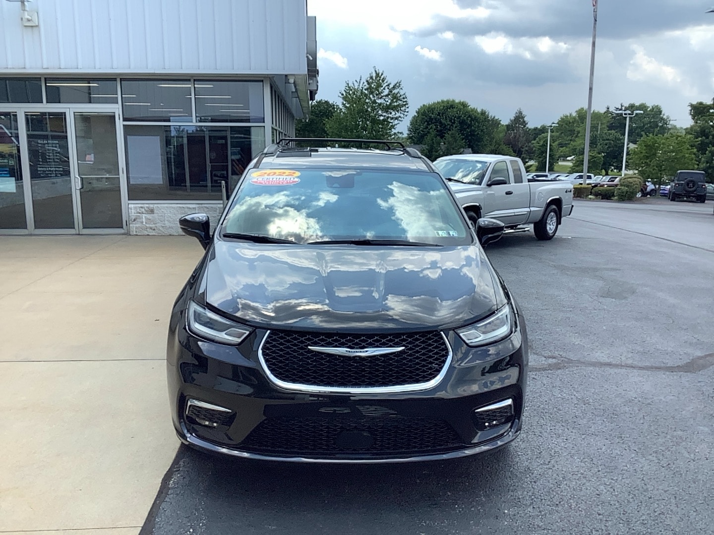 Certified 2022 Chrysler Pacifica Touring L with VIN 2C4RC3BG6NR222727 for sale in Brownsville, PA