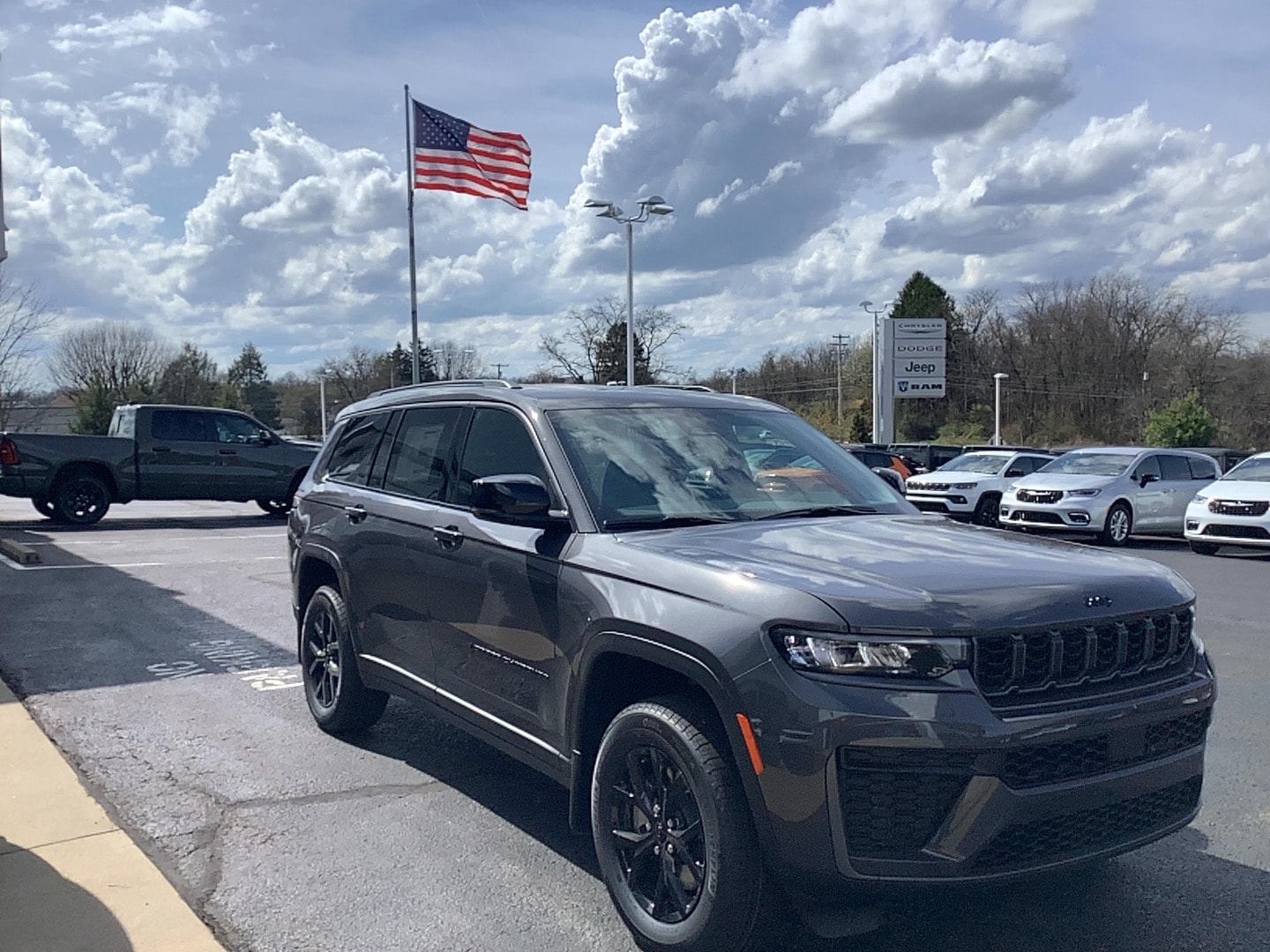 2026 Jeep Grand Cherokee L LAREDO ALTITUDE 4X4 - 2