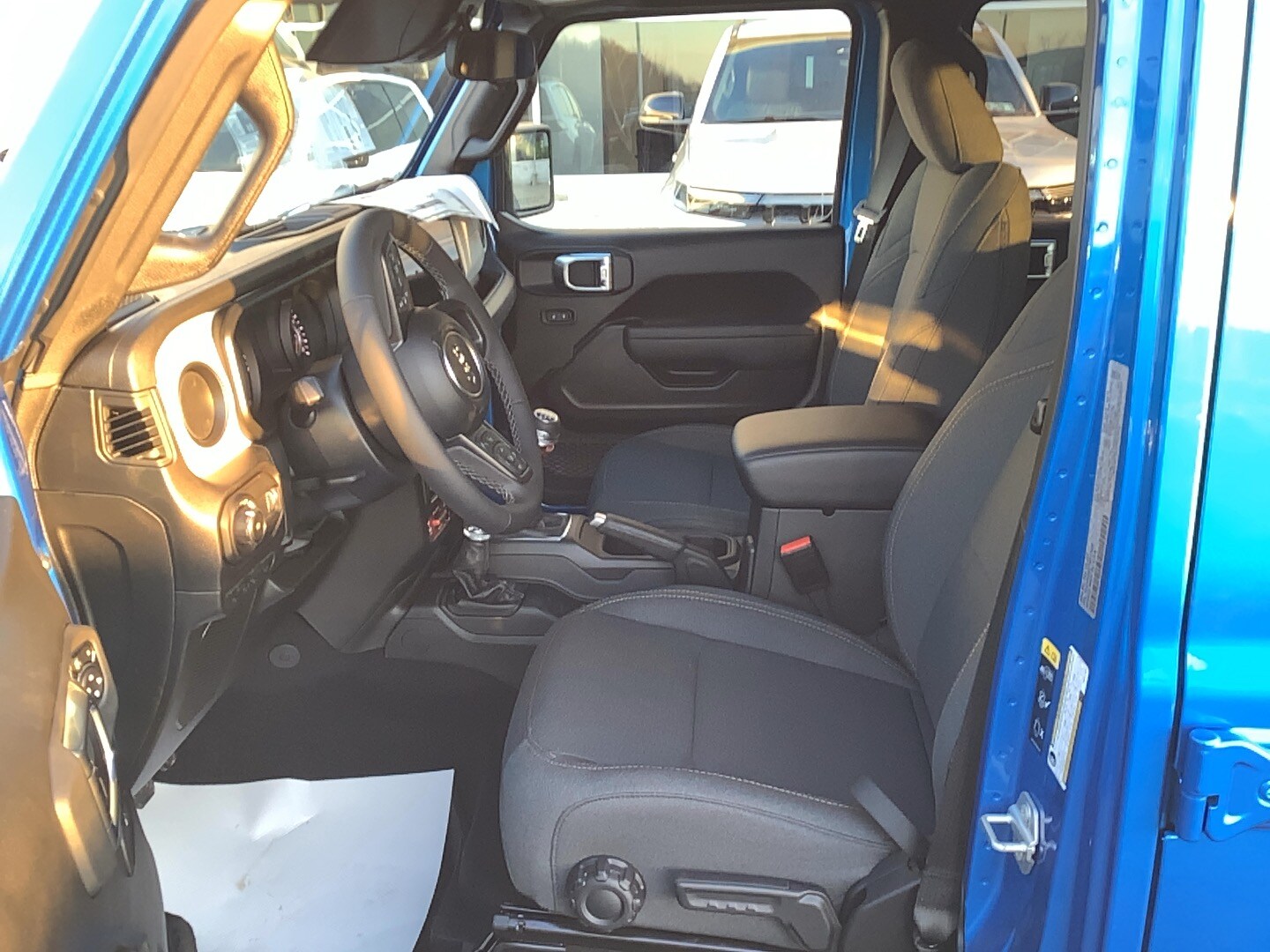 2026 Jeep Wrangler 4-DOOR WILLYS - 8
