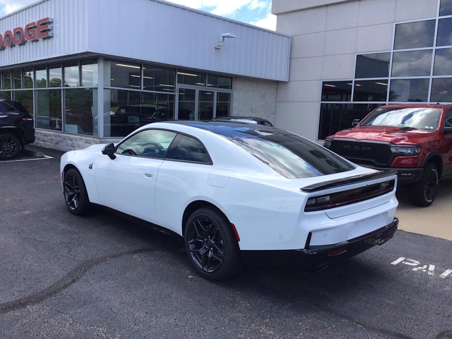 2026 Dodge Charger SCAT PACK 2-DOOR AWD White Knuckle at Three Rivers CJD