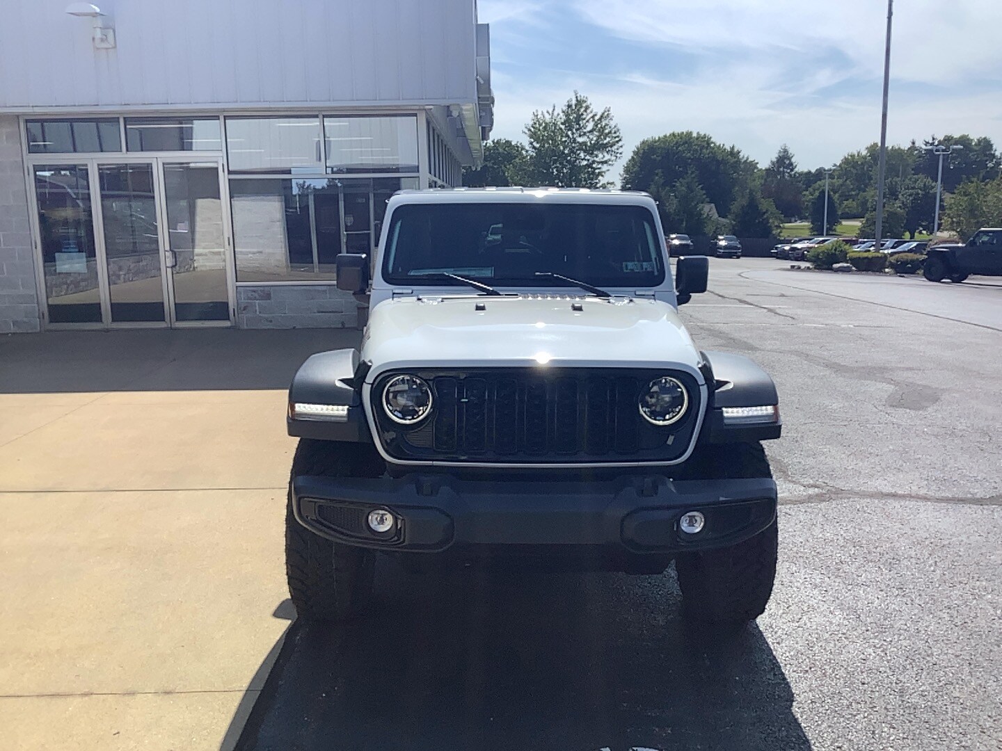 2025 Jeep Wrangler Willys photo 2