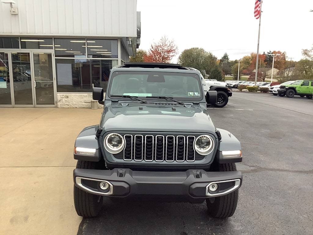 New 2026 Jeep Wrangler 4-DOOR SAHARA Sport Utility