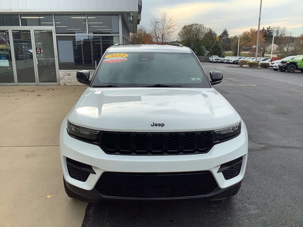 Used 2024 Jeep Grand Cherokee Altitude Altitude 4x4