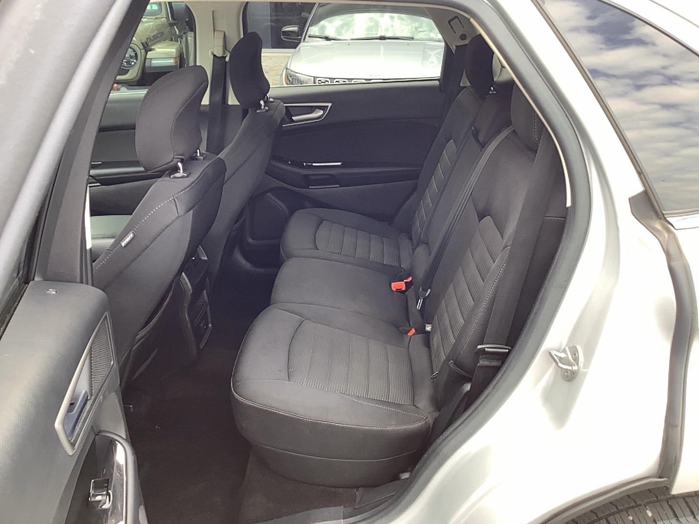 2016 Ford Edge SEL - 7