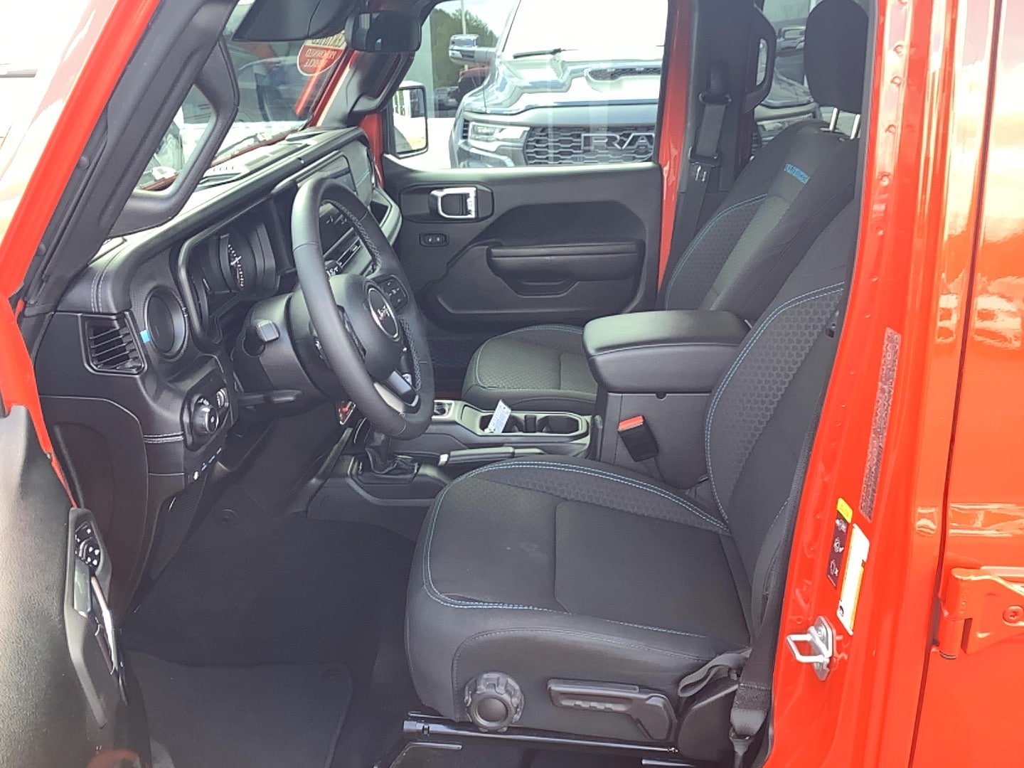 2025 Jeep Wrangler 4xe Rubicon - 8