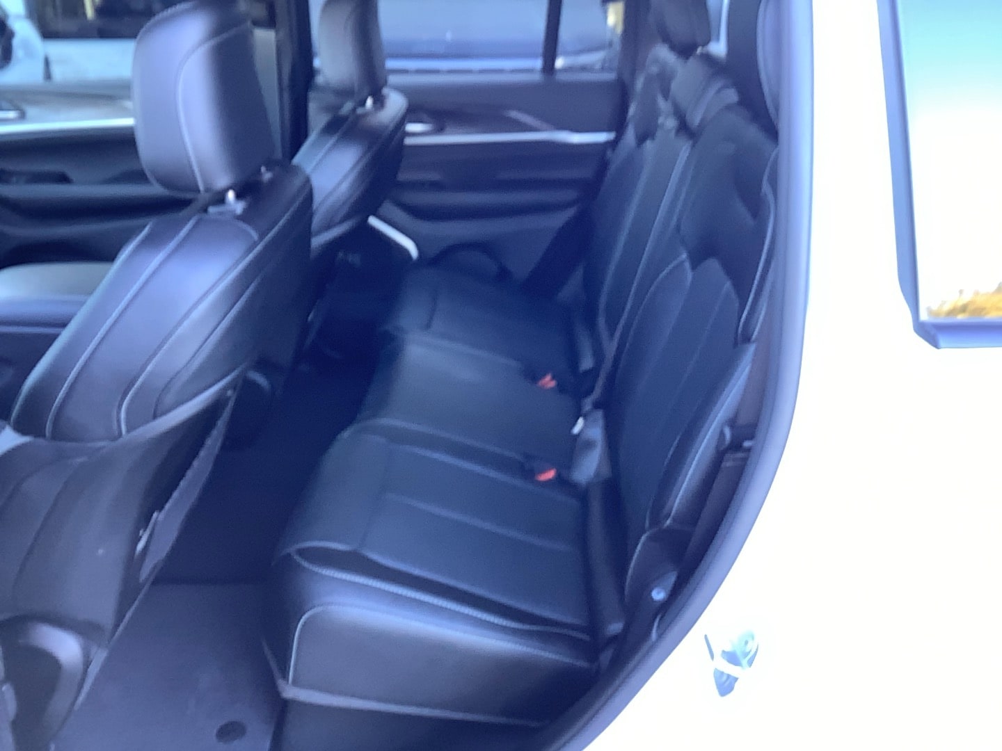 2026 Jeep Grand Cherokee photo 7 of 13
