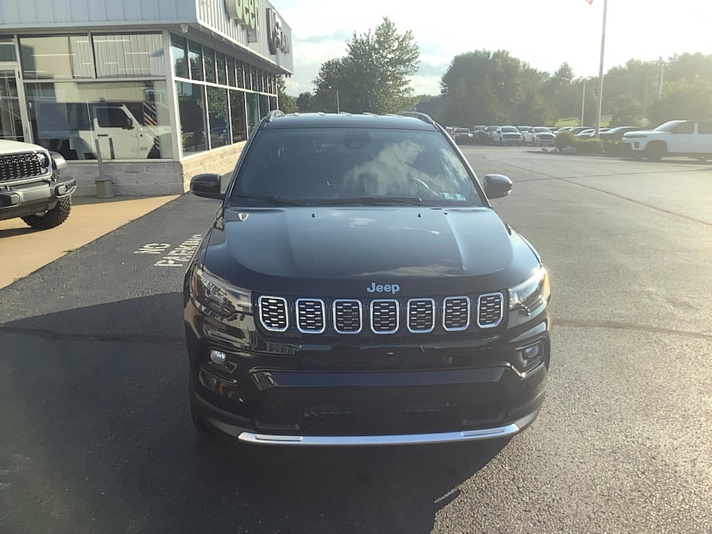New 2026 Jeep Compass LIMITED 4X4 Sport Utility
