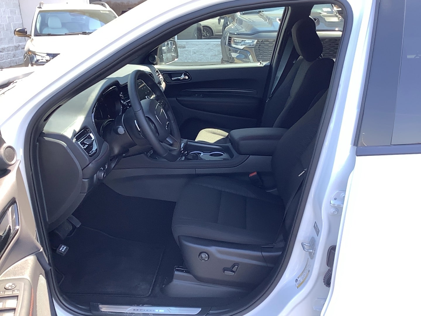 2026 Dodge Durango GT AWD HEMI V8 White Knuckle at Solomon CJD Brownsville