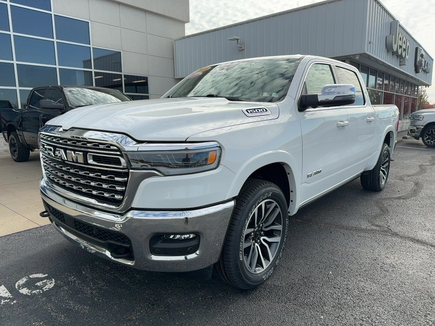 2026 Ram 1500 photo 2 of 15