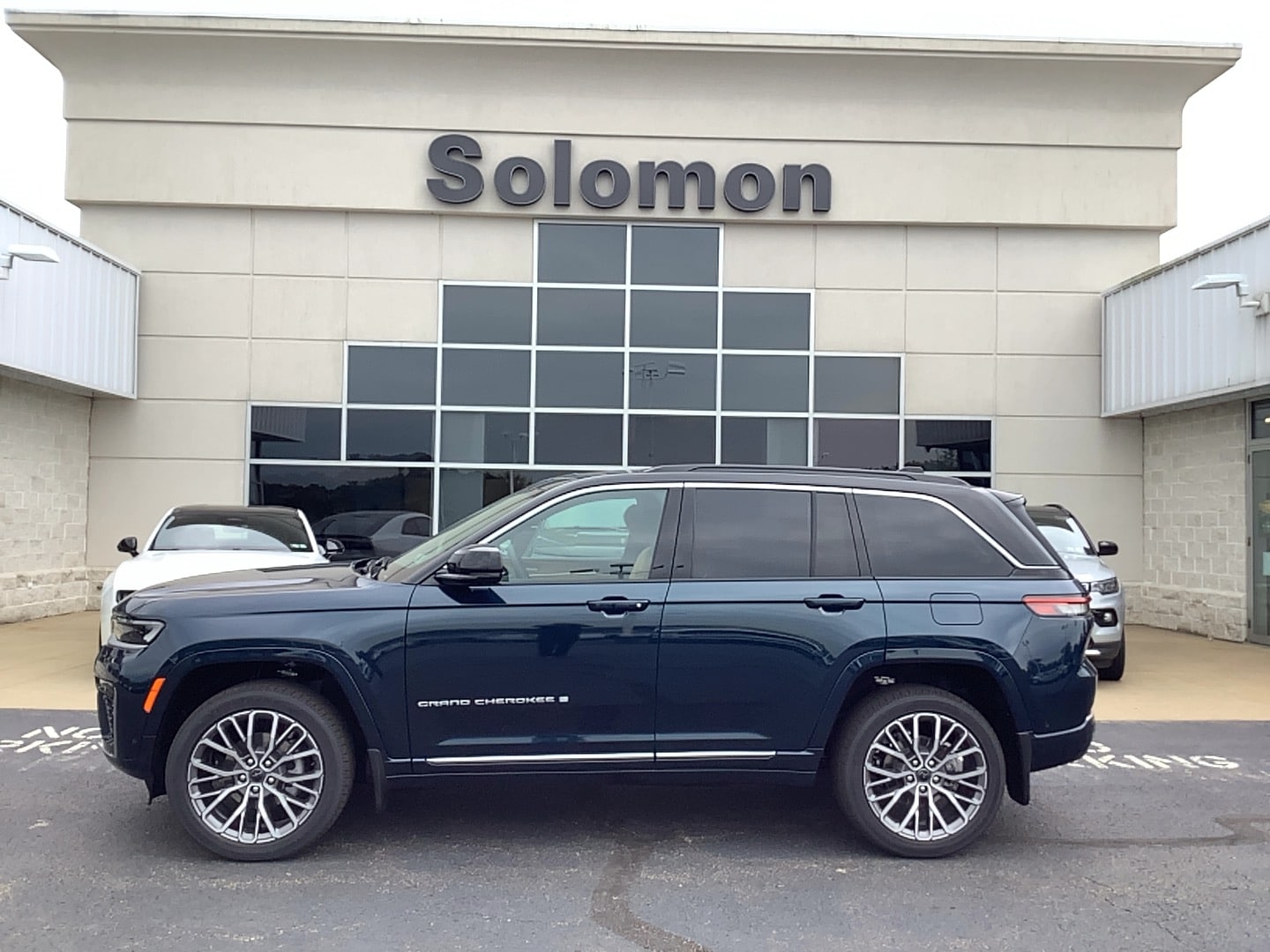 2027 Jeep Grand Cherokee