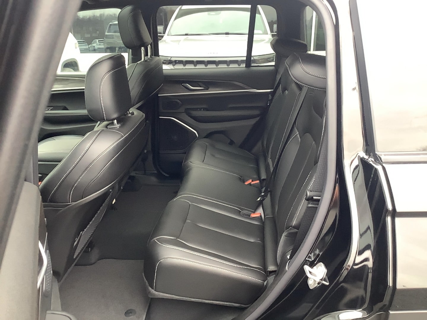 2026 Jeep Grand Cherokee LIMITED 4X4 - 8