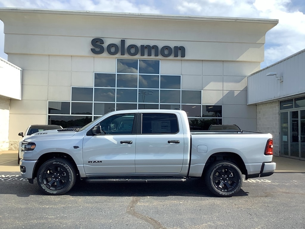 New 2027 Ram 1500 Express Pickup