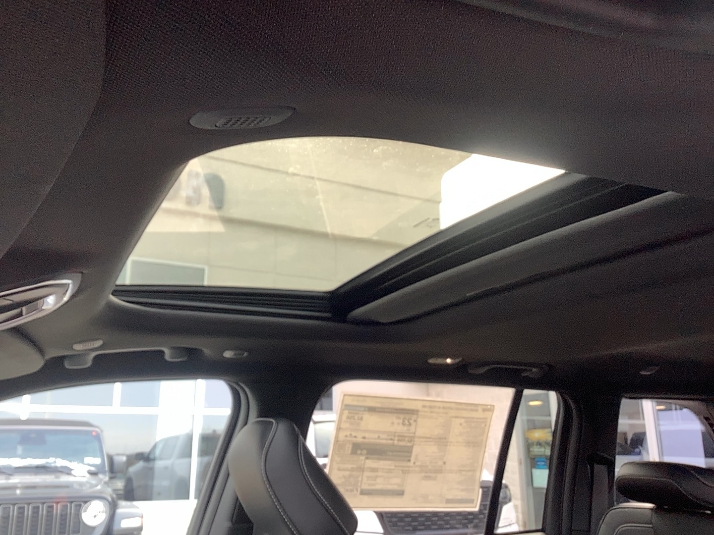 2026 Jeep Grand Cherokee LAREDO ALTITUDE 4X4 - 10
