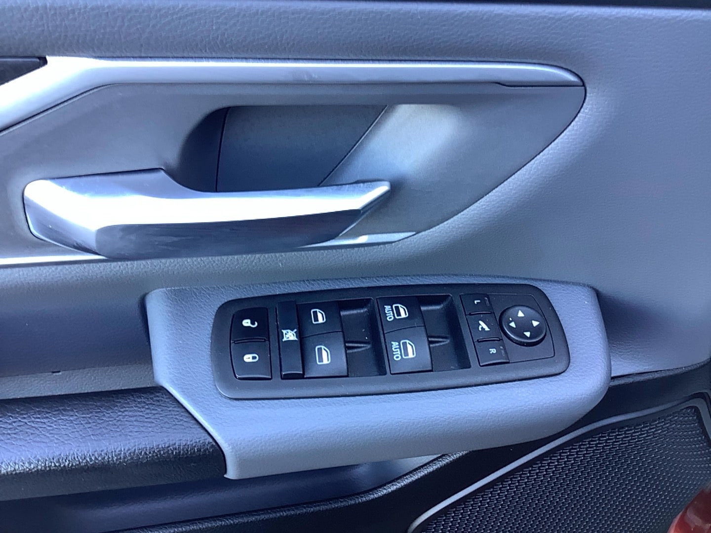 2023 Ram 1500 photo 10 of 13