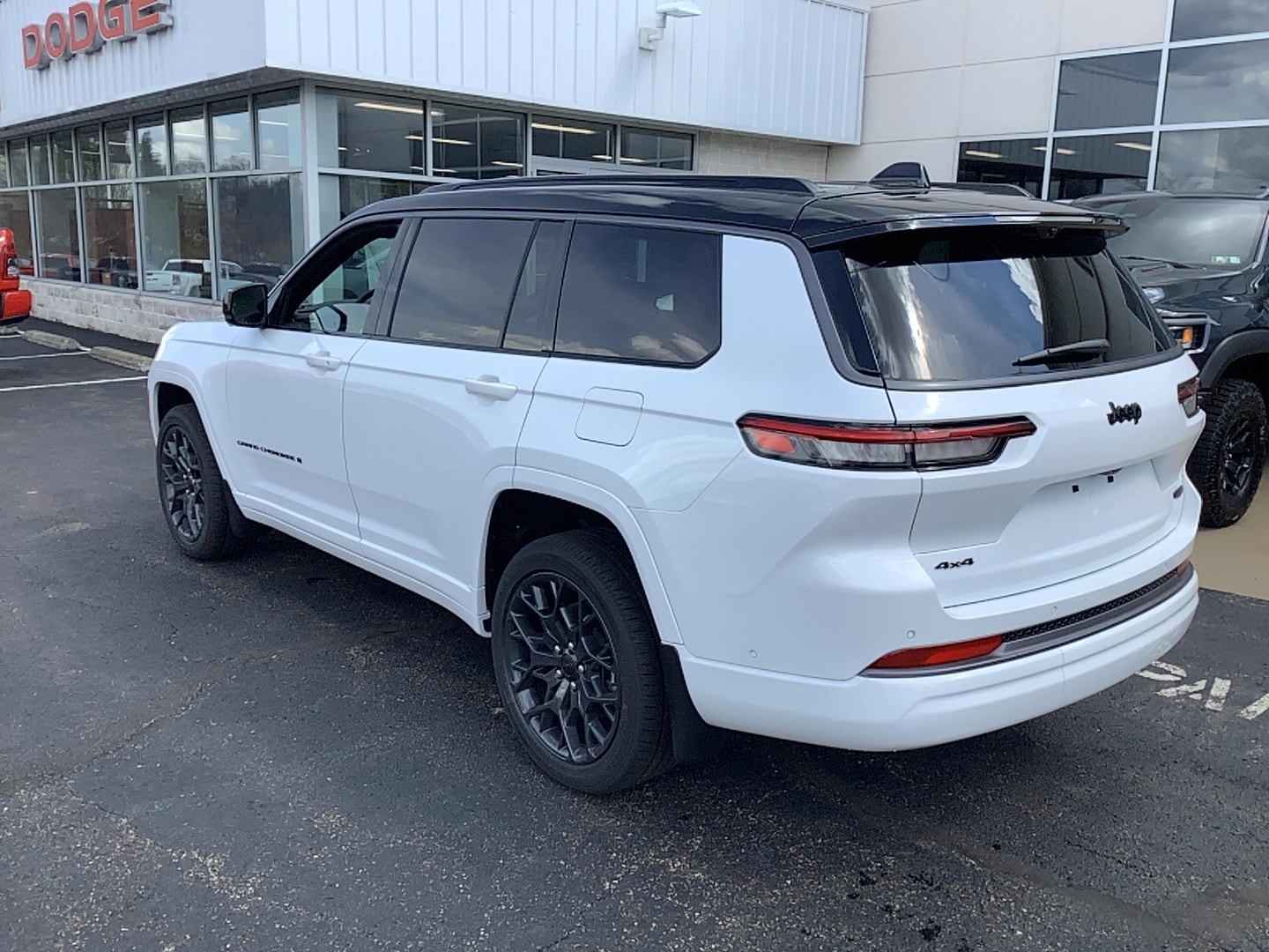2026 Jeep Grand Cherokee L SUMMIT 4X4 - 5