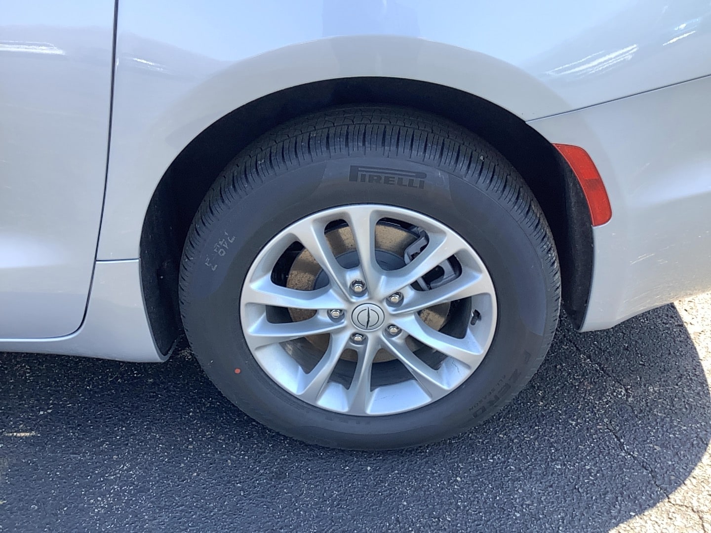 2026 Chrysler Pacifica SELECT AWD Silver Mist at Three Rivers CJD