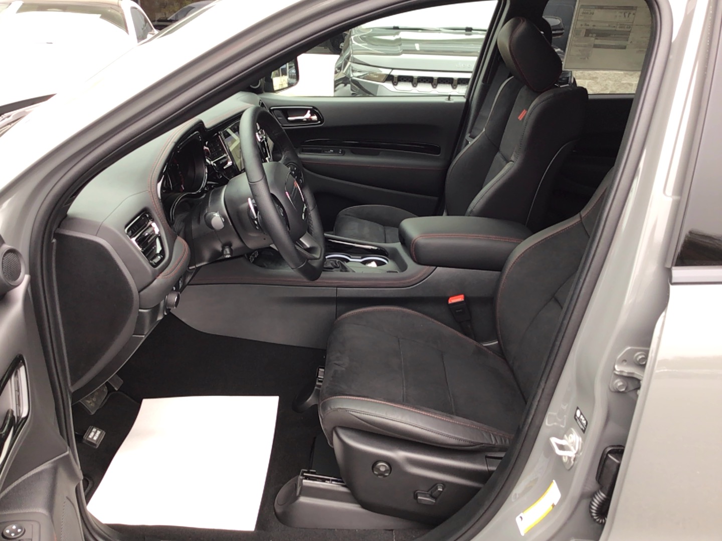 2027 Dodge Durango photo 10 of 15