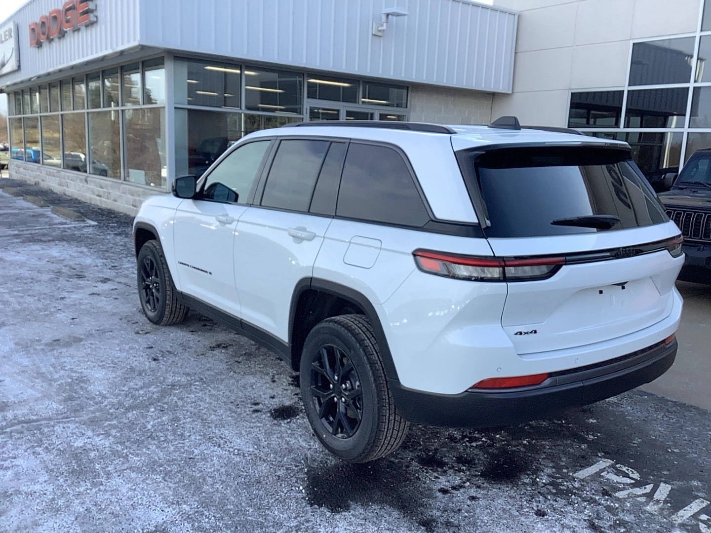 2026 Jeep Grand Cherokee LAREDO ALTITUDE 4X4 - 8