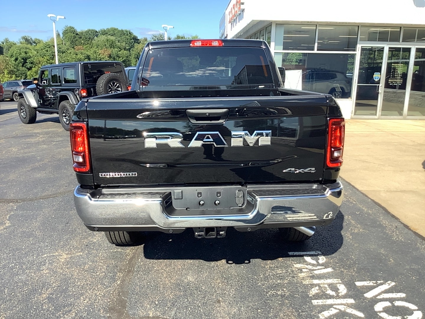 2026 Ram 2500 BIG HORN CREW CAB 4X4 6'4 BOX Diamond Black Crystal Pearlcoat at Solomon CJD Brownsville