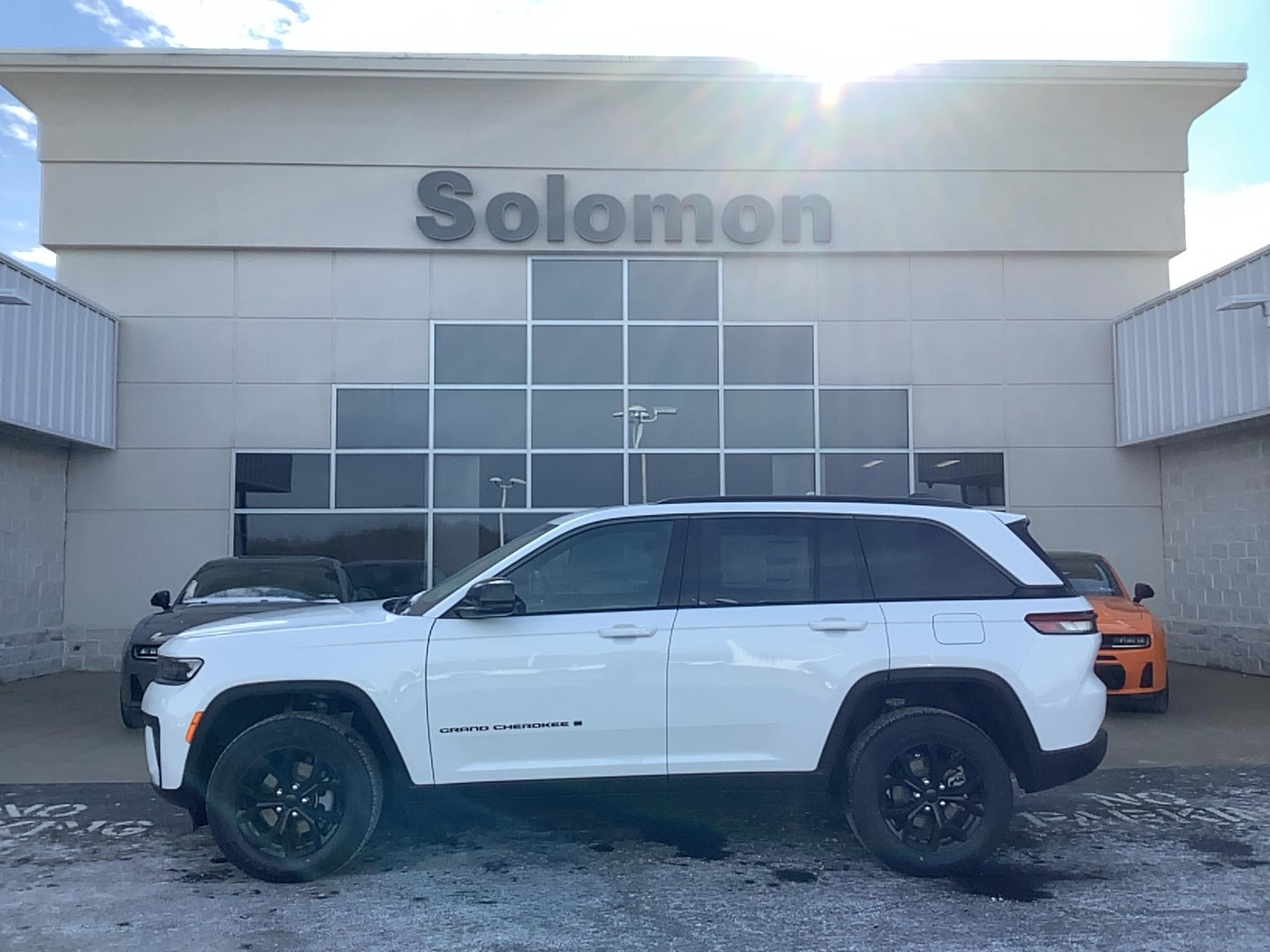 2026 Jeep Grand Cherokee LAREDO ALTITUDE 4X4 - 0