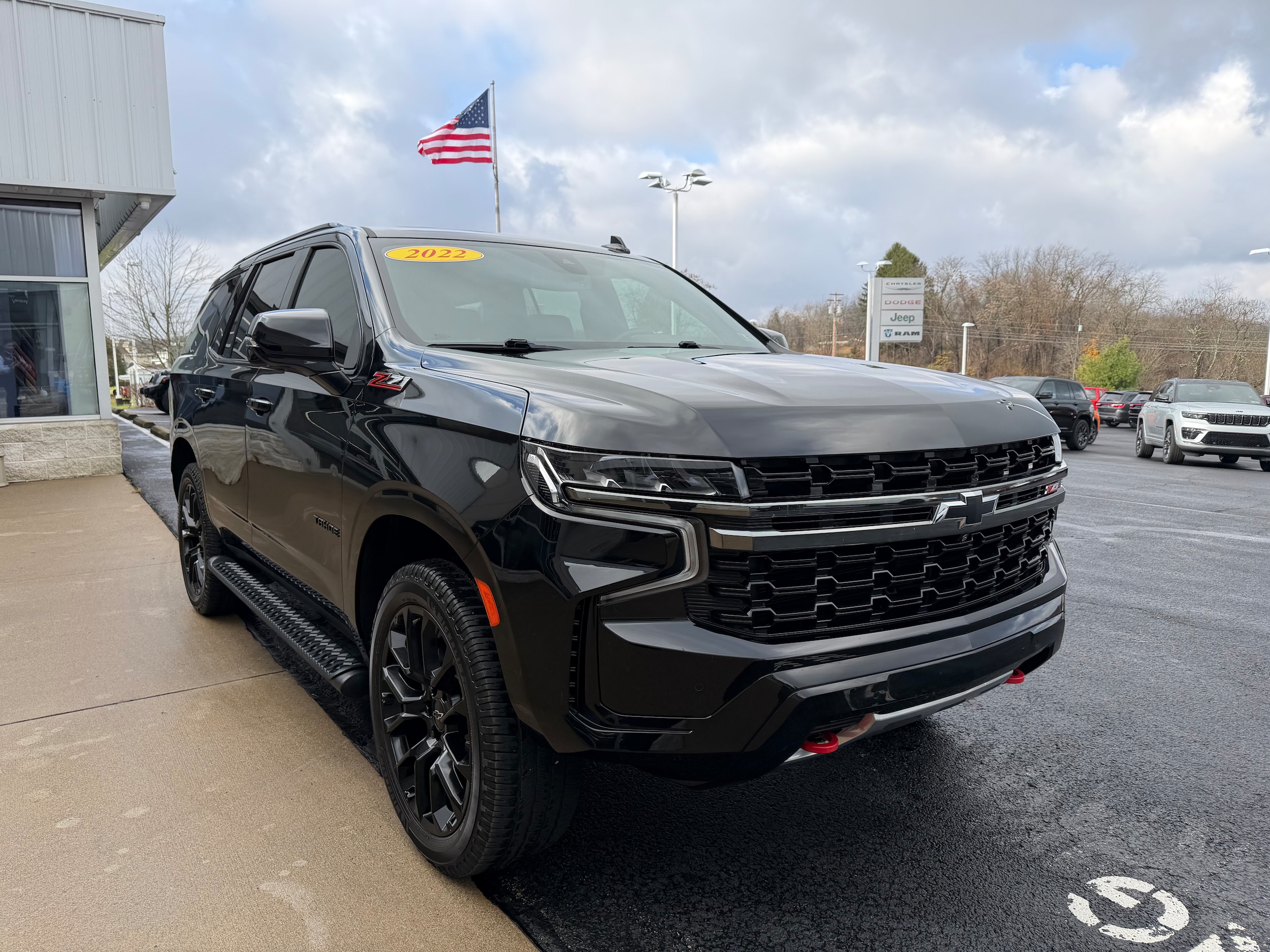 2022 Chevrolet Tahoe Z71 photo 2