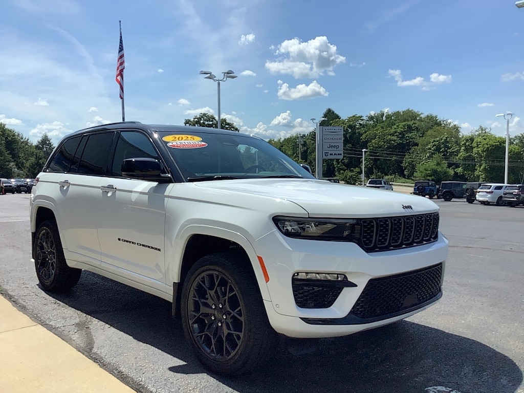 Certified 2025 Jeep Grand Cherokee Summit Summit 4x4
