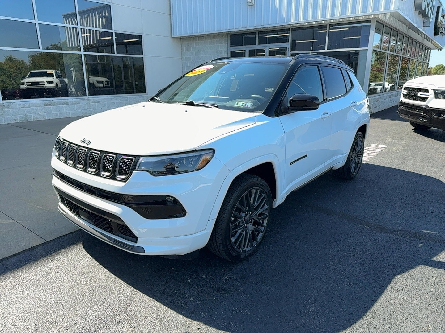 2023 Jeep Compass High Altitude photo 2