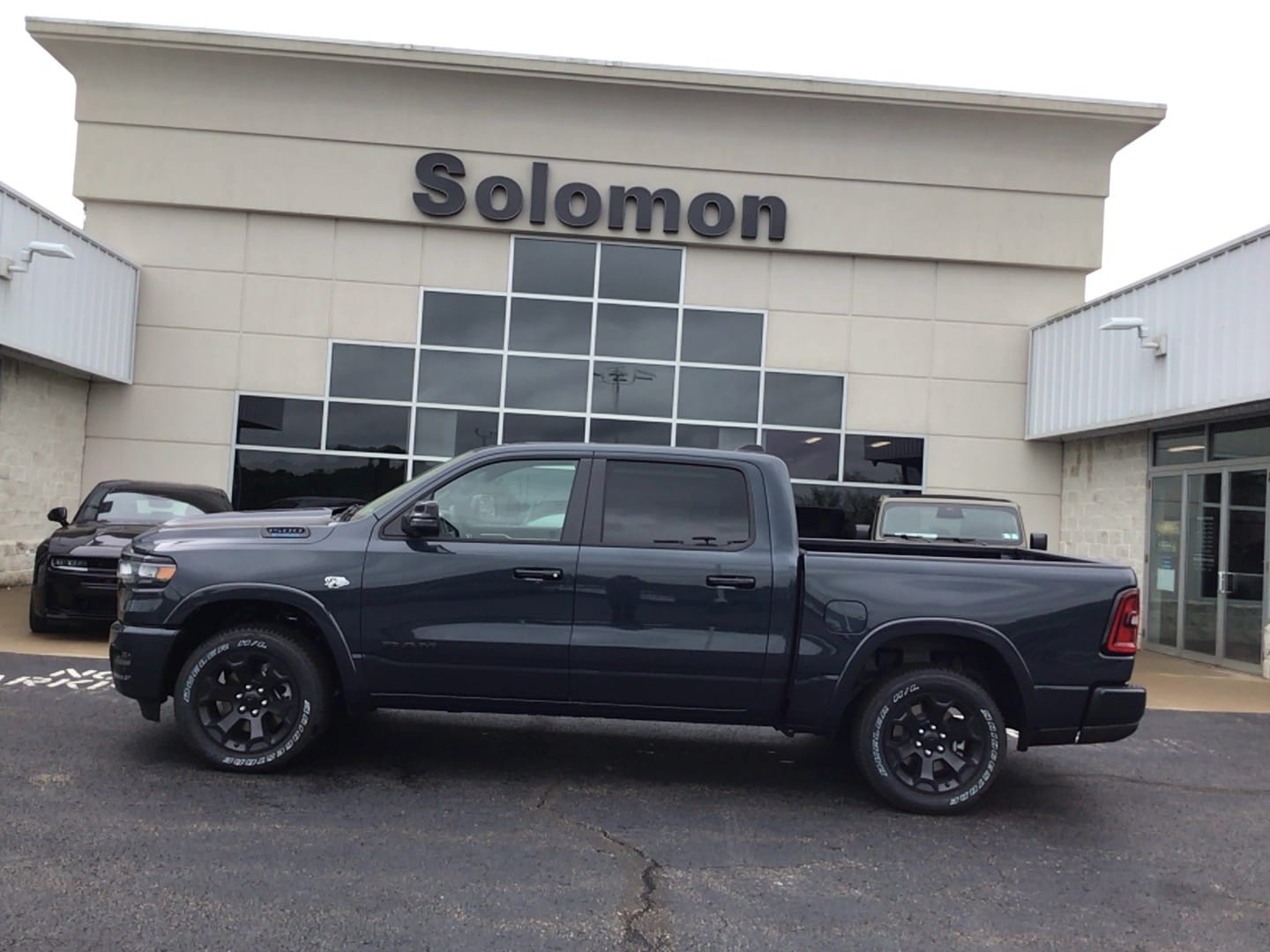 2026 RAM 1500 Big Horn/Lone Star 4x4 Crew Cab 5'7's photo