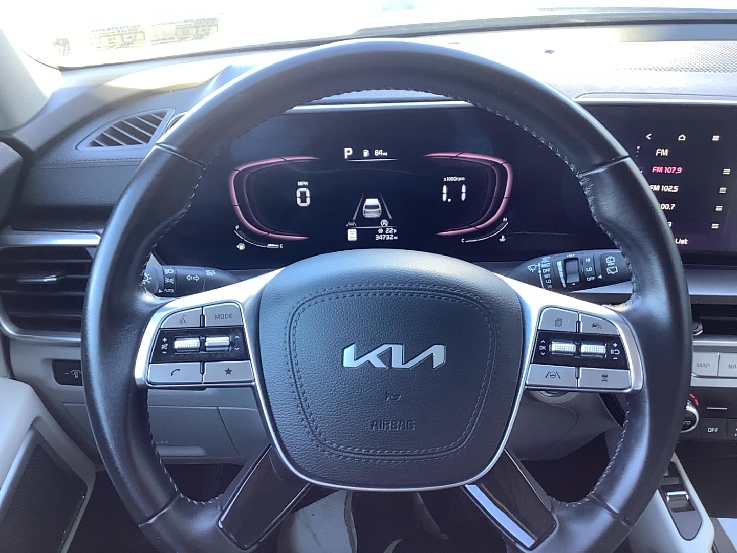 2023 Kia Telluride S - 11