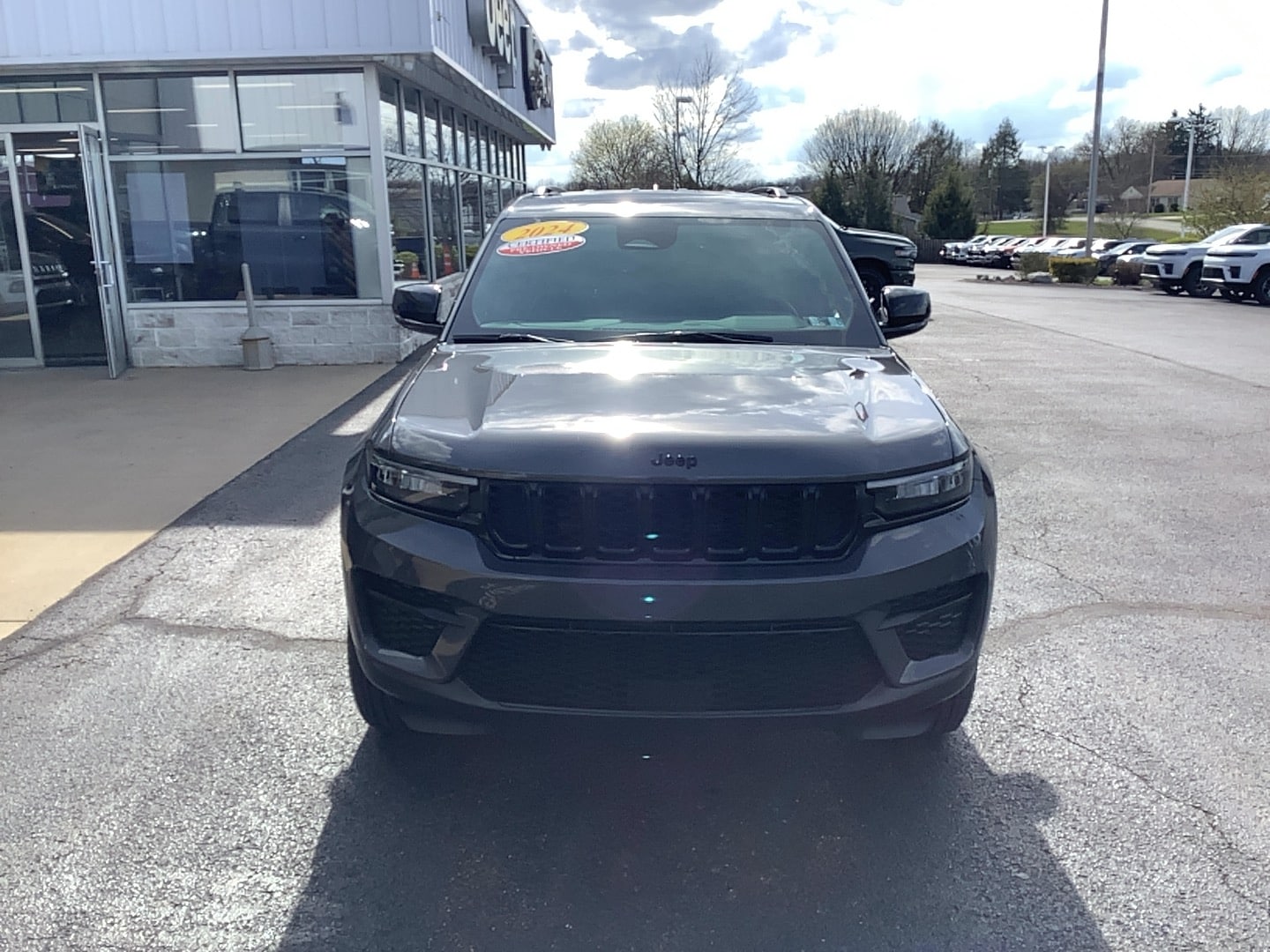 2024 Jeep Grand Cherokee Altitude - 1