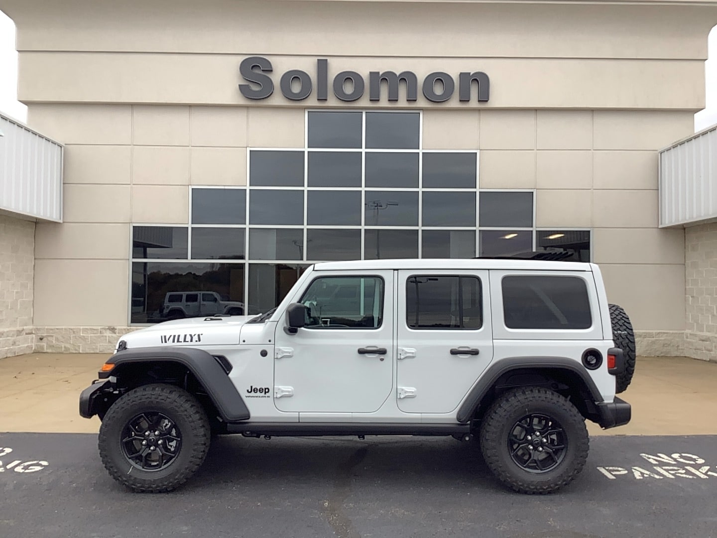 2026 Jeep Wrangler 4-Door Willys's photo