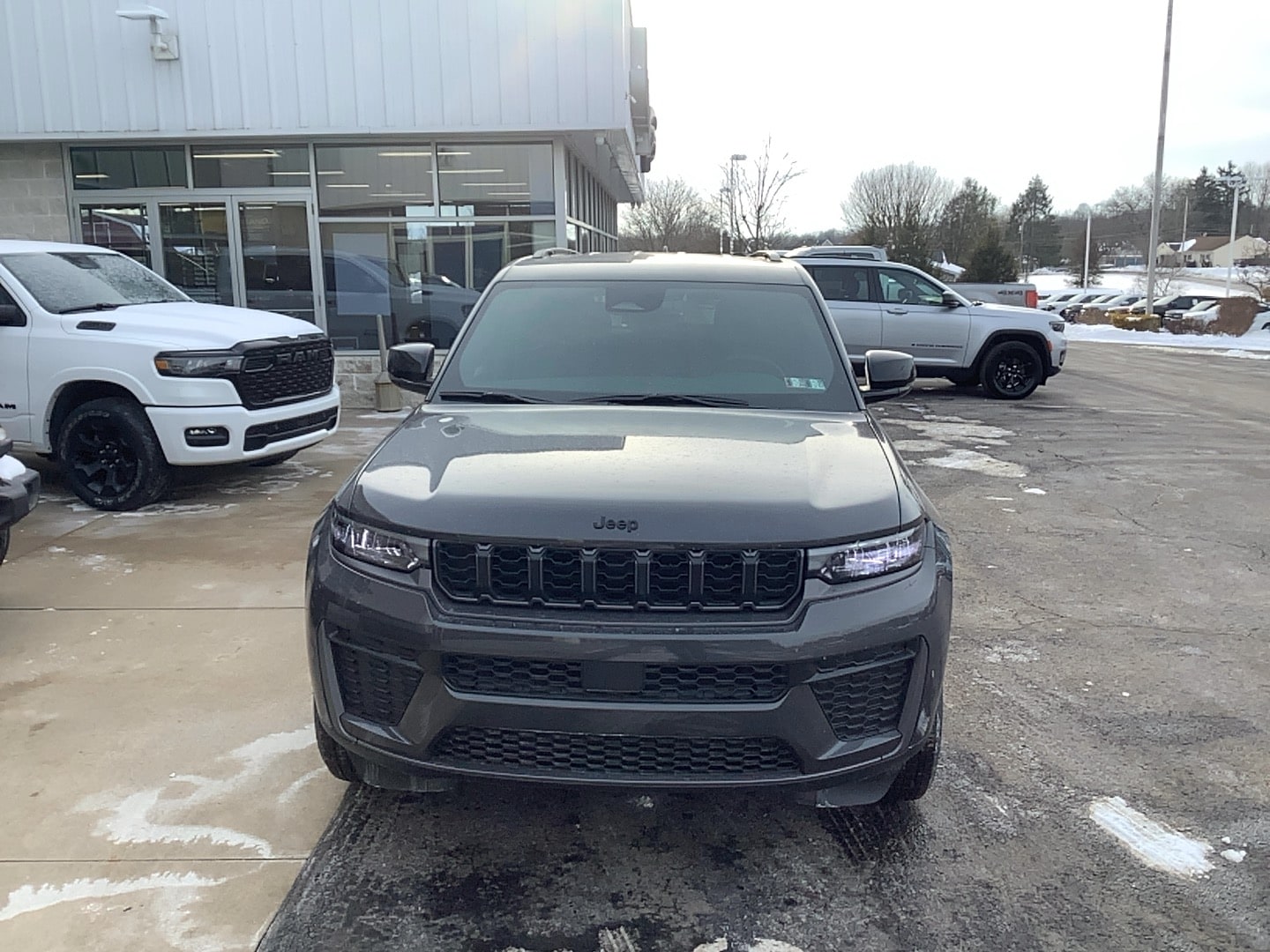 2026 Jeep Grand Cherokee LAREDO ALTITUDE 4X4 - 1