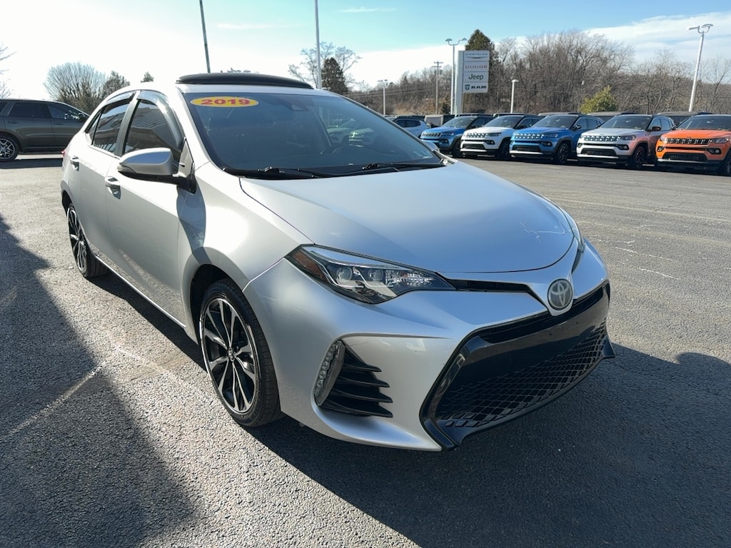 Certified 2019 Toyota Corolla SE SE CVT