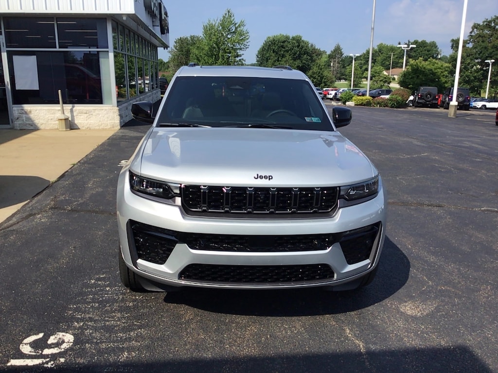 New 2026 Jeep Grand Cherokee LIMITED RESERVE 4X4 Sport Utility
